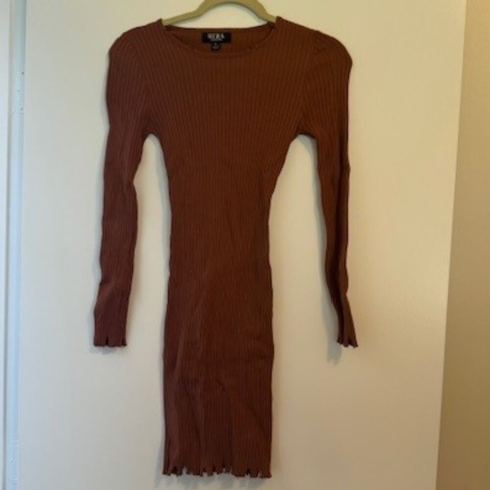 Hera Collection Rust Colored Long Sleeve Ribbed Dress with Distressed Lining - Picture 2 of 6